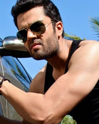 Manish Paul